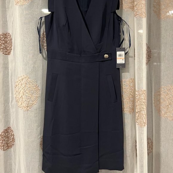 Color: navy blue - Picture 2 of 2